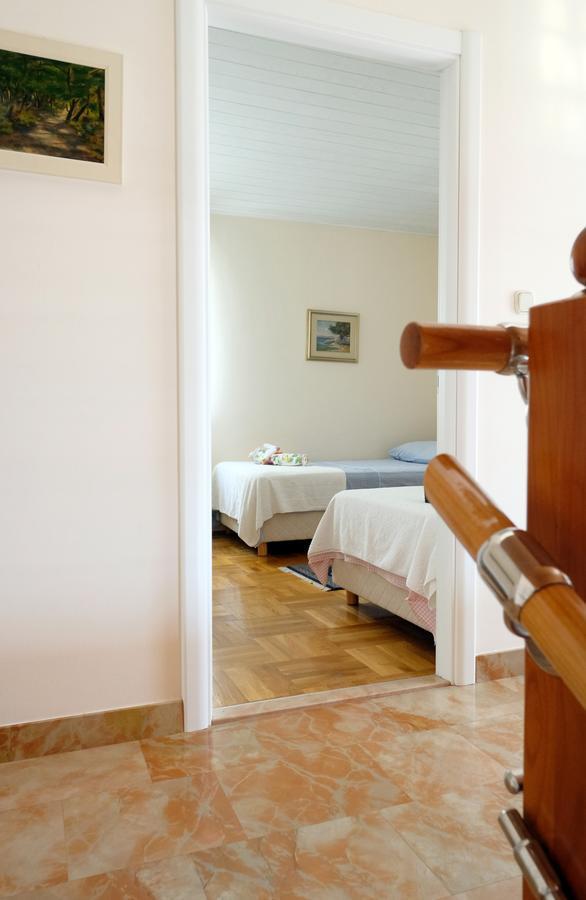 Villa Luciana Mimice Exterior photo